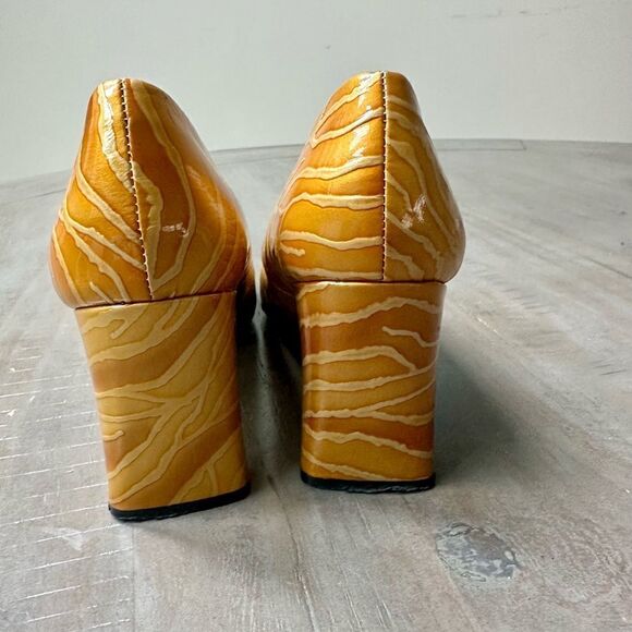 Bellini Margie patten leather pumps. - Picture 5 of 5